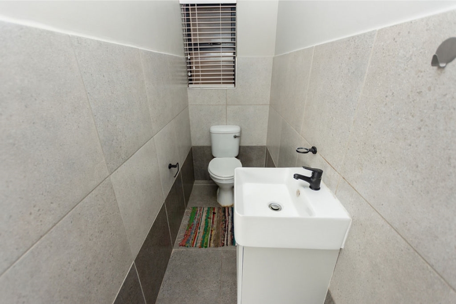 To Let 1 Bedroom Property for Rent in Mykonos Western Cape